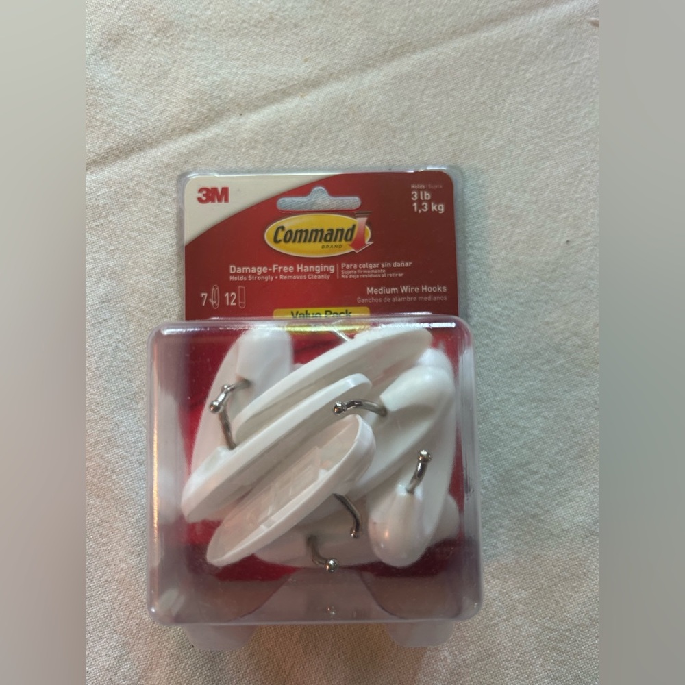 Command White Medium Wire Hooks - Picture 2 of 6